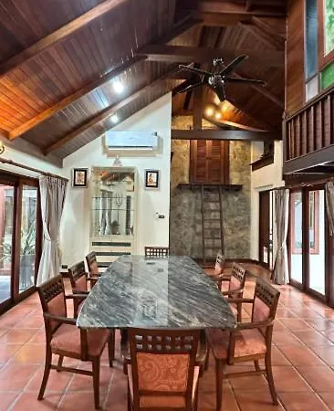 Bali Style Luxury 400Sqm Semi-4Bed Pool Villa Near Beach & Walking Street Jomtien Beach Exterior photo