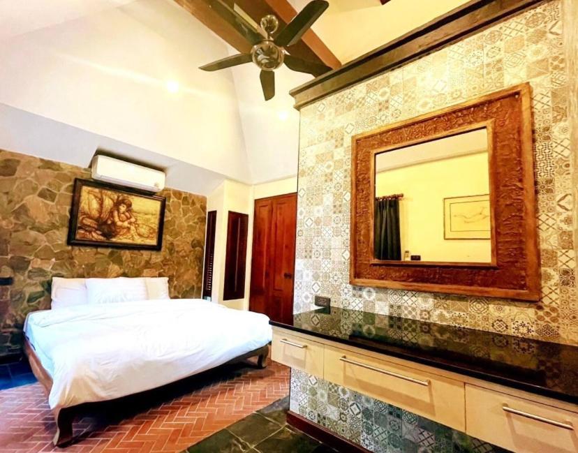 Bali Style Luxury 400sqm Semi-4bed Pool Near & Walking Street Villa